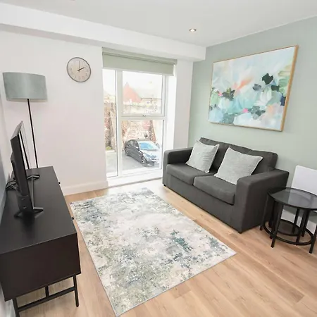 Bright & Contemporary 1 Bedroom In Leeds (West Yorkshire)