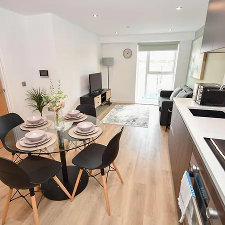 Bright & Contemporary 1 Bedroom In * Leeds (West Yorkshire)